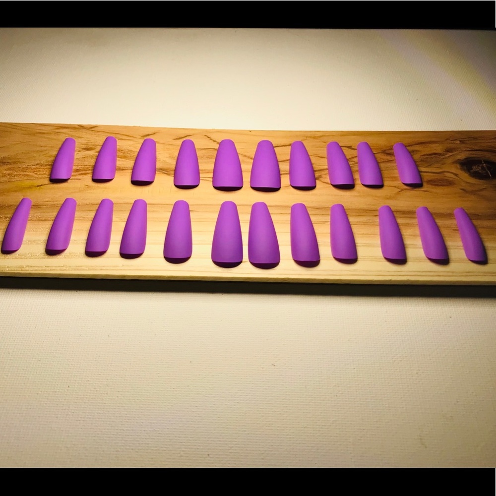 Matte Lavender Press-on nails